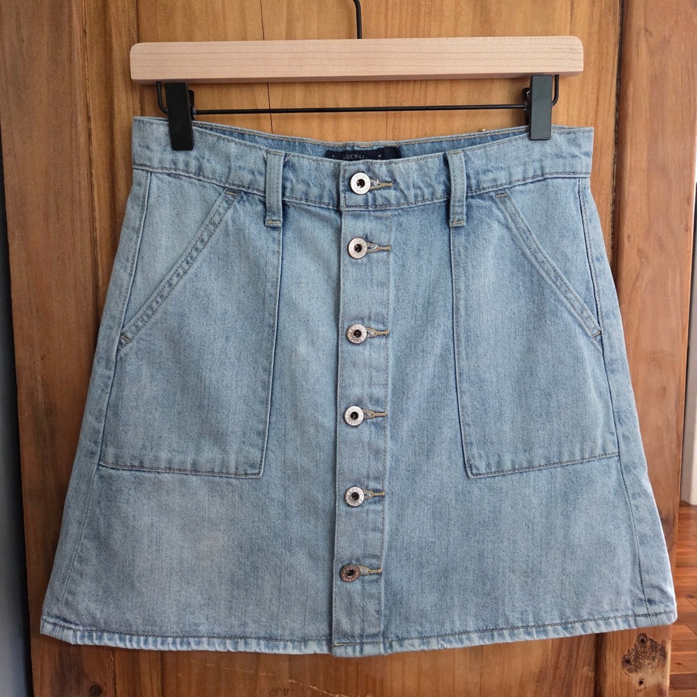 Lucky Brand Denim Mini Skirt Button Front Pockets Casual Light Wash Size 6
